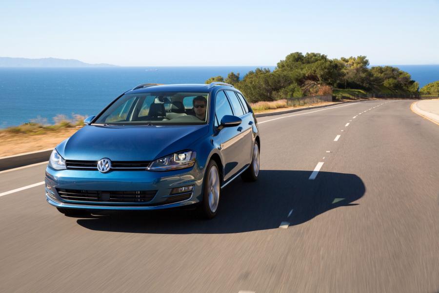  Volkswagen Golf SportWagen 2015 года  (US) (фото 21 из 25)